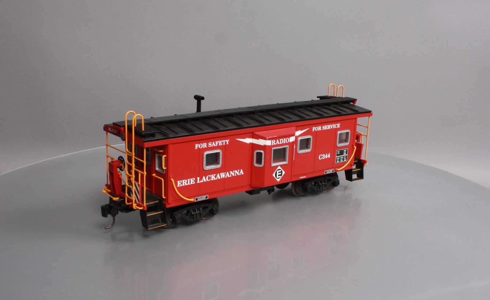 USA Trains 12060 G Erie Lackawanna Bay Window Caboose (Metal Wheels) LN/Box
