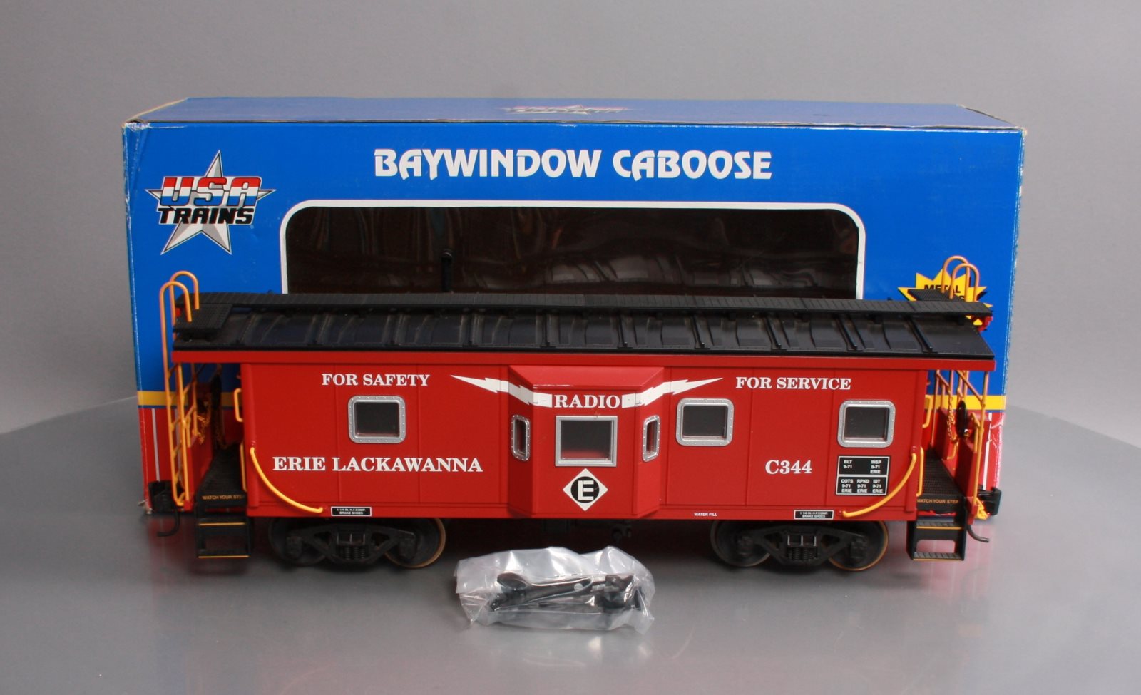 USA Trains 12060 G Erie Lackawanna Bay Window Caboose (Metal Wheels) LN/Box