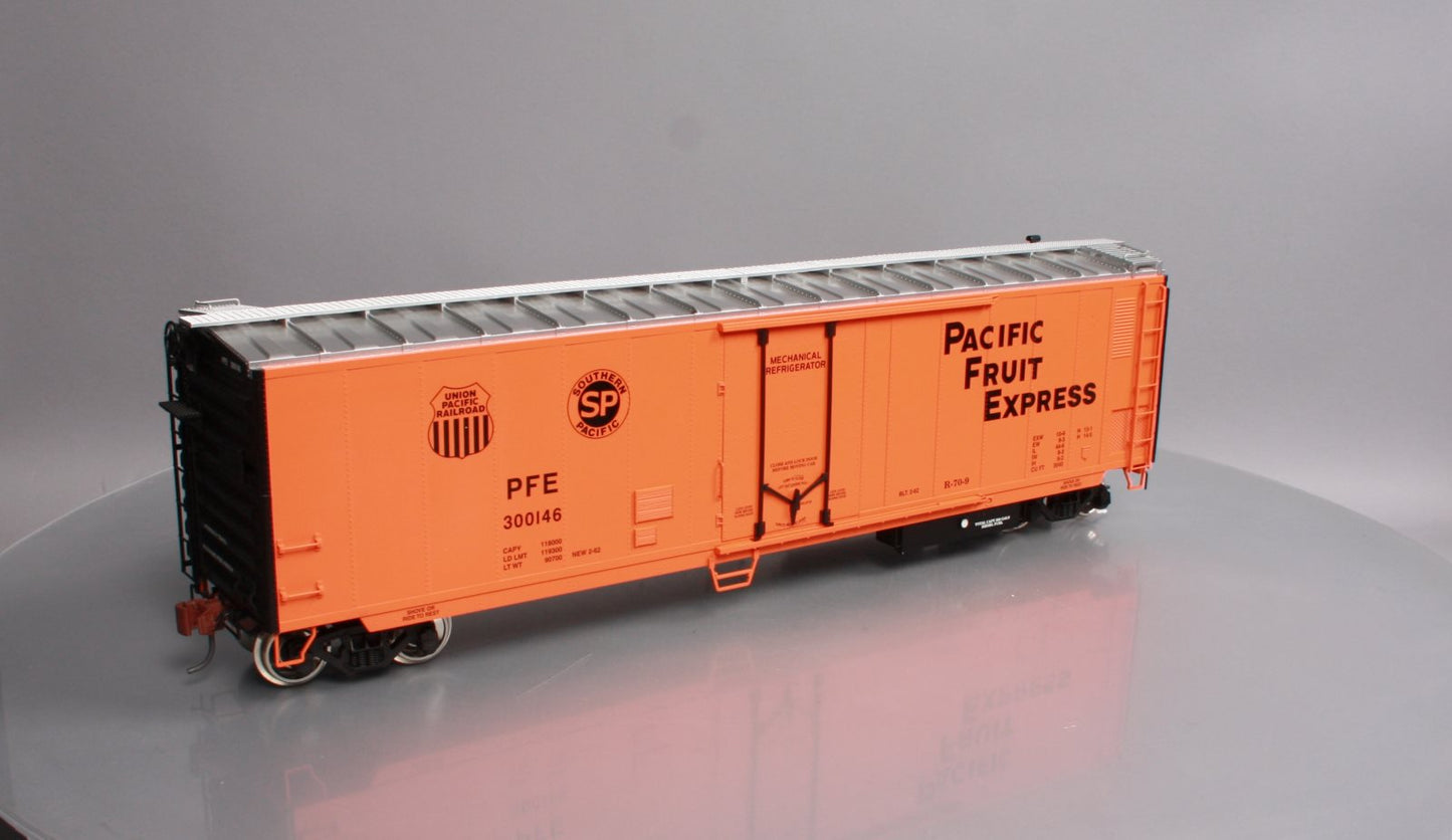 USA Trains R16709 G Pacific Fruit Express 50' Mechanical Refrigerator Car