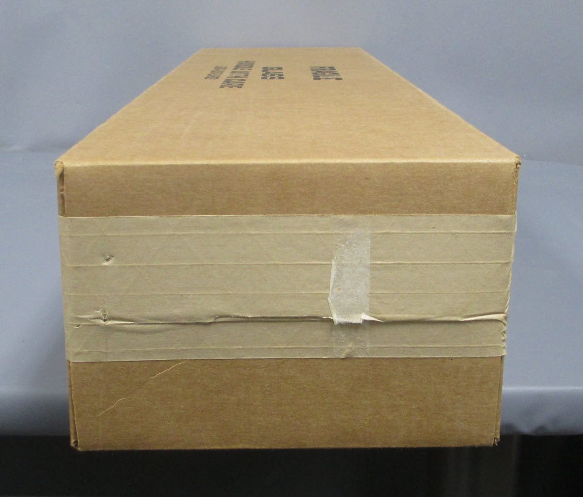 Lionel 6-18005 O NYC 4-6-4 700E Hudson Steam & Tender #5340 w/ Display Case NIB