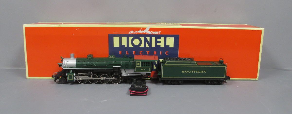 Lionel 6-18018 O Gauge Southern 2-8-2 Mikado Steam Locomotive & Tender #4501 EX/Box