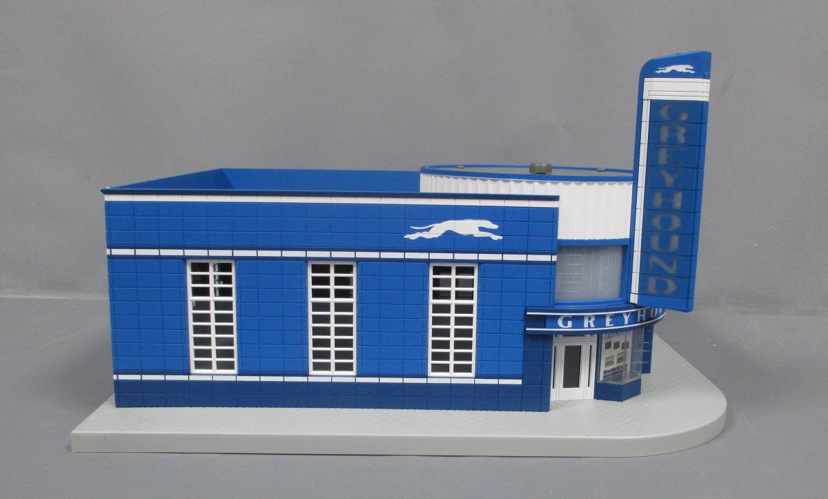 MTH 30-9040 O Gauge Assembled Greyhound Bus Station NIB