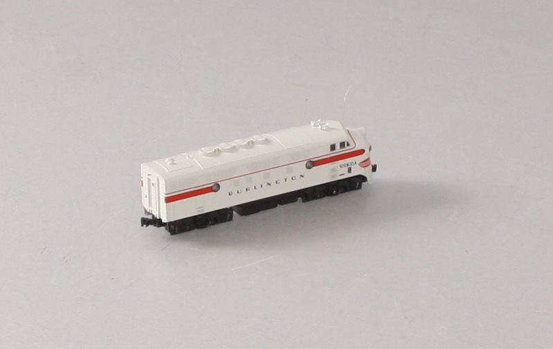Kato 176-1313 N CB&Q EMD F3A Diesel Locomotive w/ Dual Headlights #9960A