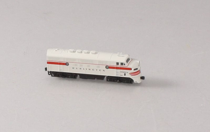 Kato 176-1313 N CB&Q EMD F3A Diesel Locomotive w/ Dual Headlights #9960A