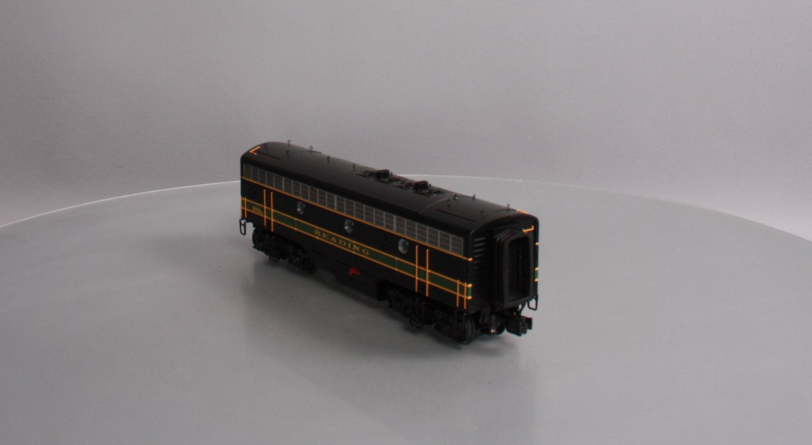 MTH 20-20604-3 Reading Non-Powered F-7 B-Unit Diesel Engine