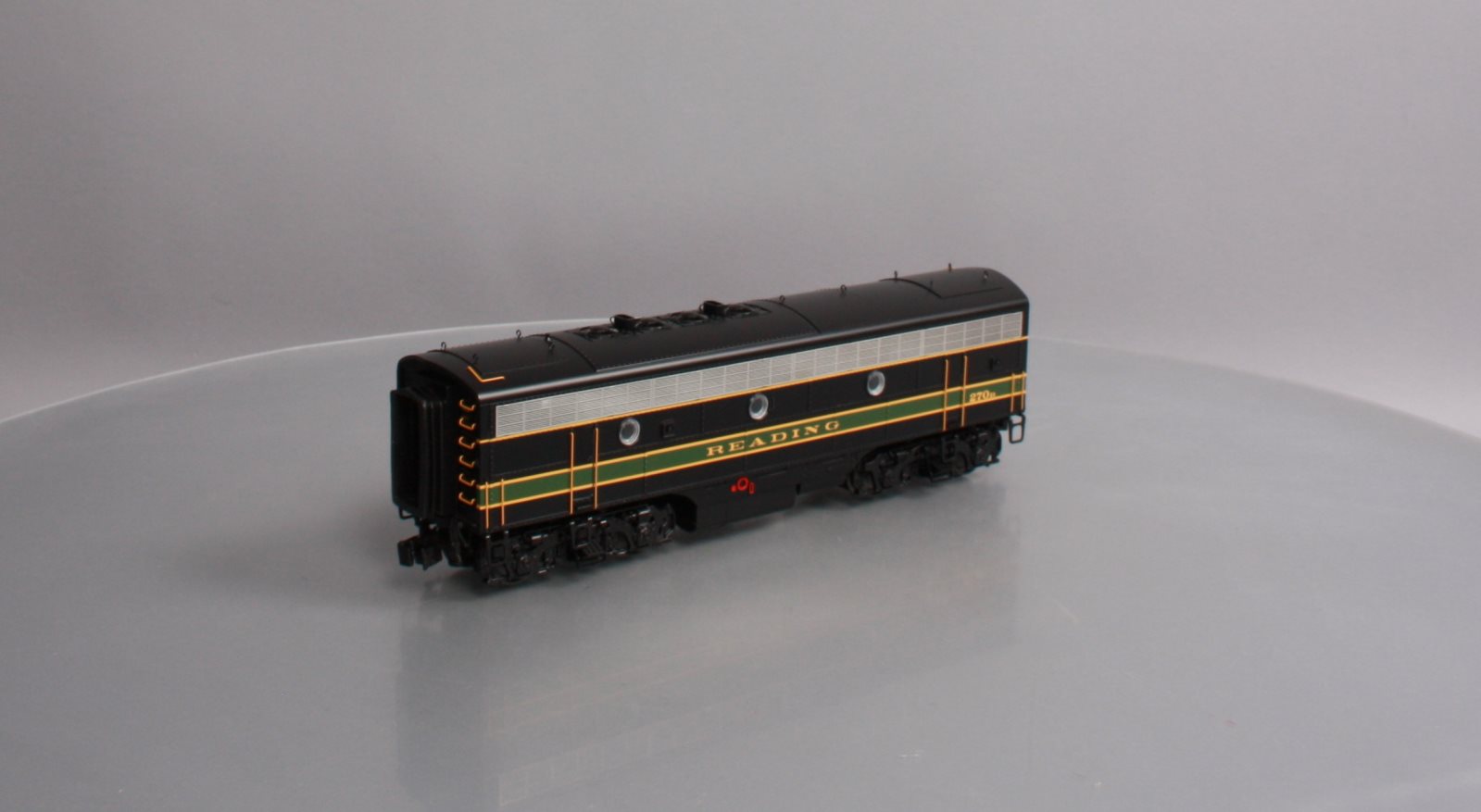MTH 20-20604-3 Reading Non-Powered F-7 B-Unit Diesel Engine