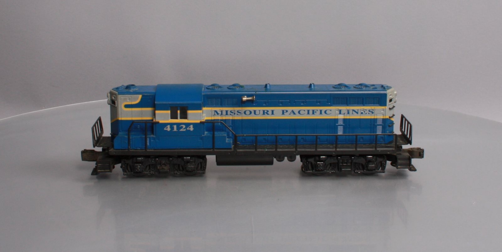 Lionel 6-18514 O Gauge Missouri Pacific GP-7 Powered Diesel Locomotive #4124 LN/Box