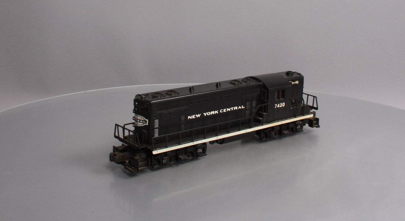 Lionel 6-18513 O Gauge New York Central GP-7 Diesel Locomotive #7420 LN/Box