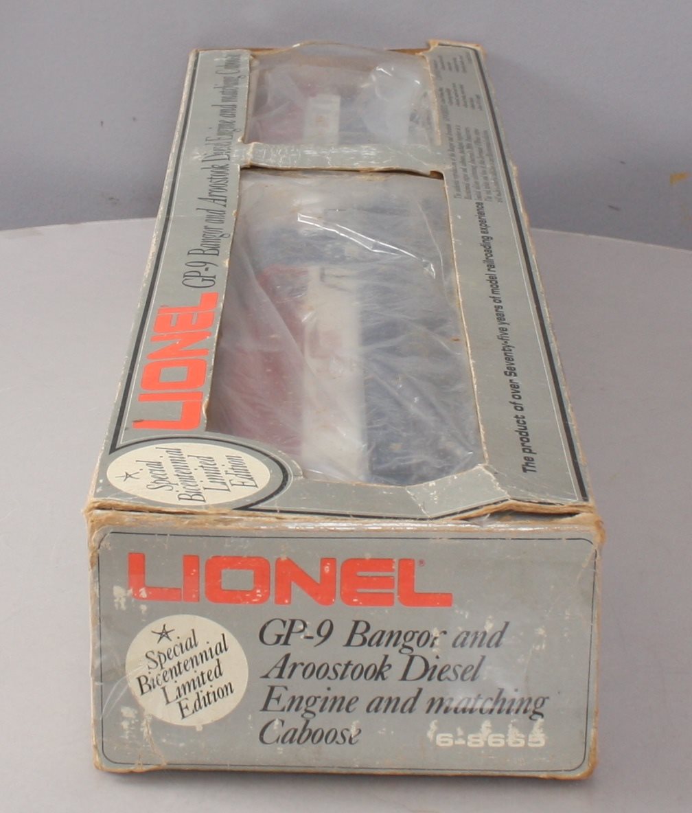 Lionel 6-8665 O Gauge BAR Jeremiah O' Brien GP-9 Diesel Locomotive & Caboose LN/Box