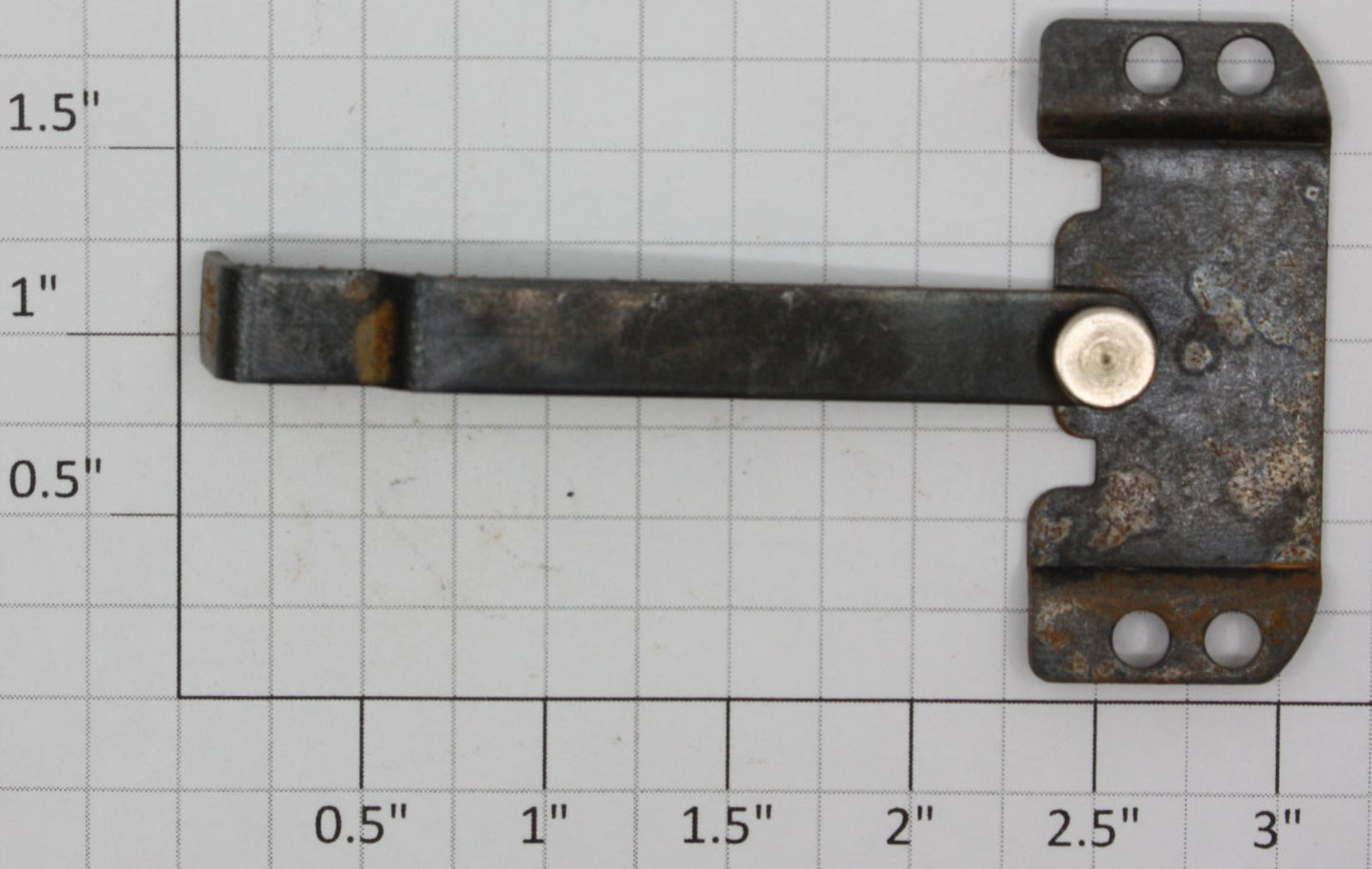 Lionel 224E-85X Prewar Loco Drawbar and Plate Assembly