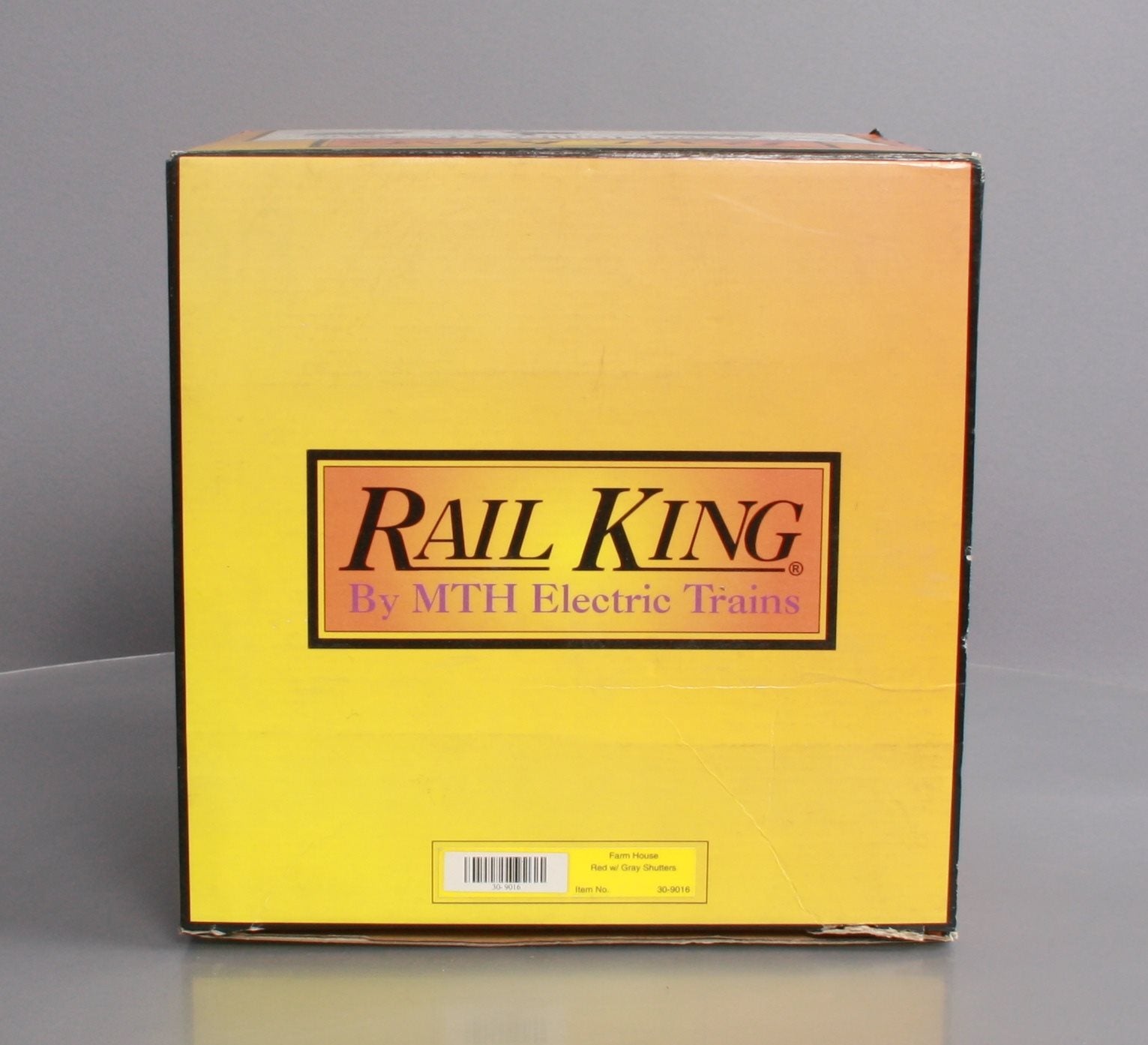 MTH 30-9046 O Gauge Assembled Farm House Blue W/Gray Shutters LN/Box