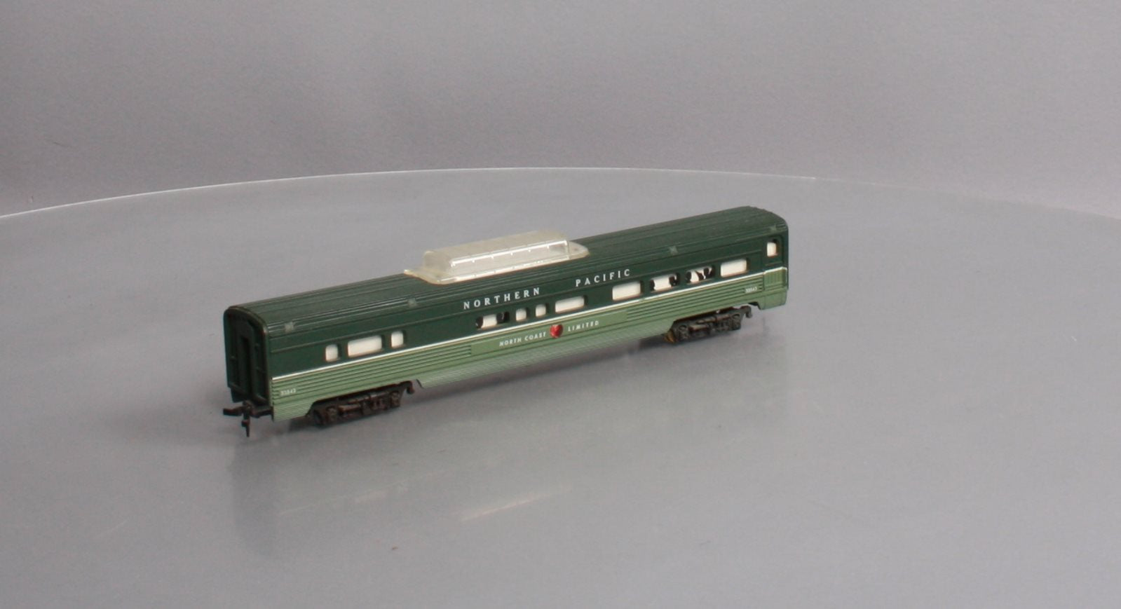American Flyer 33542 HO Scale Northern Pacific Vista Dome Passenger Car EX
