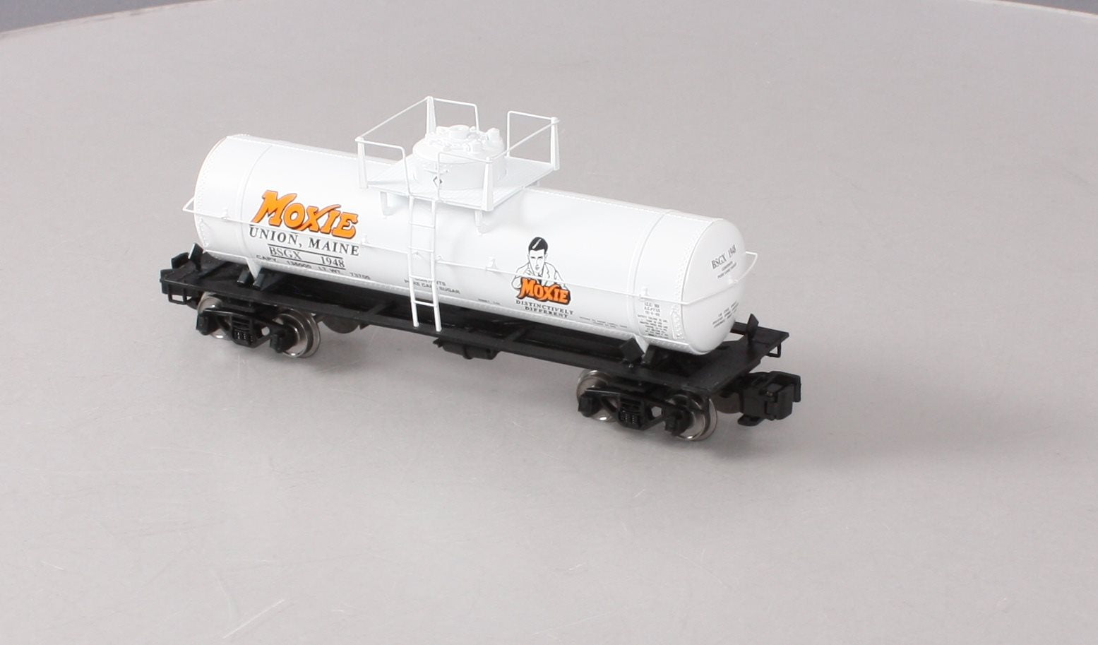 Des Plaines Hobbies NASG 2018-1 S Scale Moxie Tank Car with Platform #1948 LN/Box