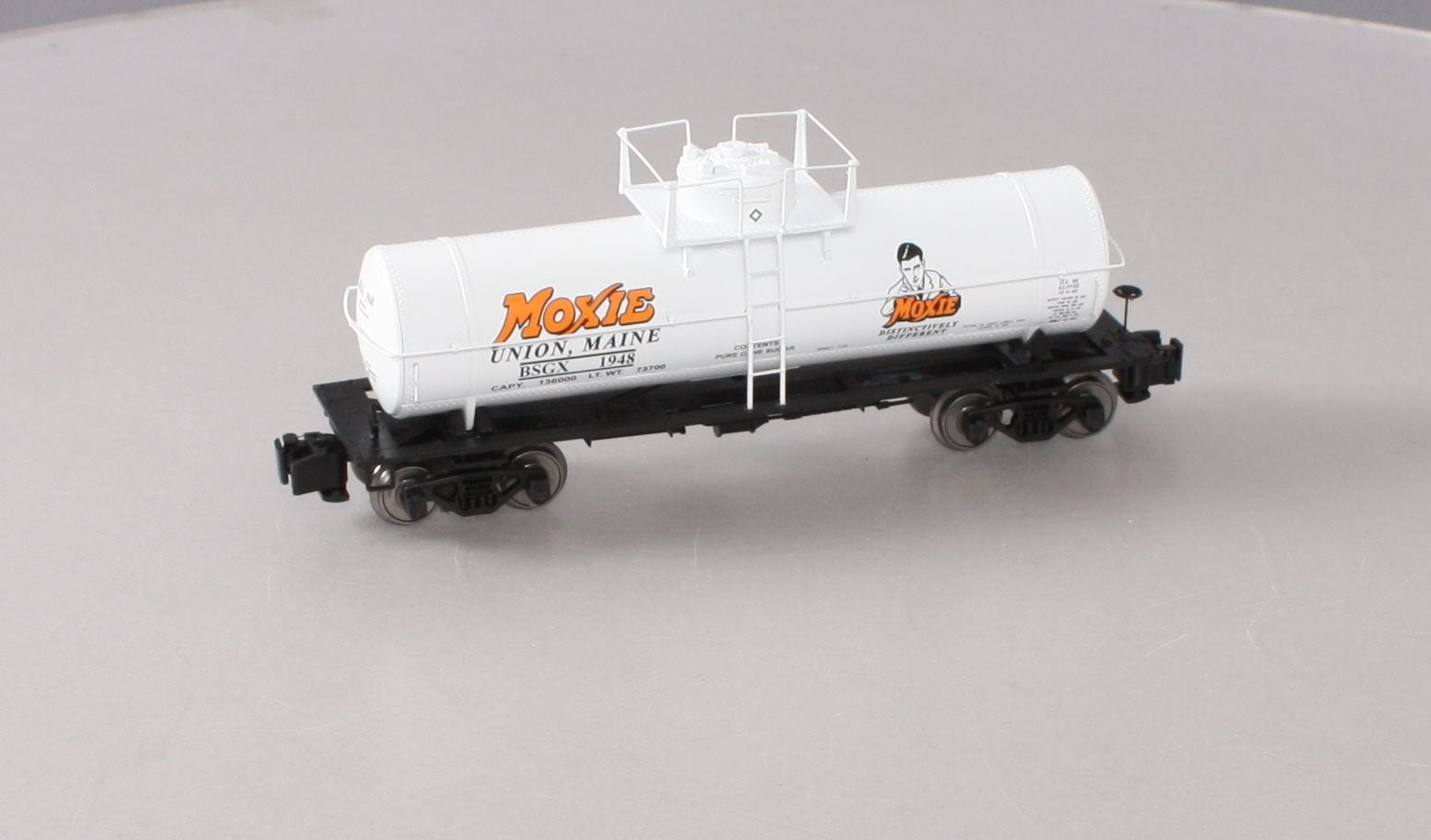 Des Plaines Hobbies NASG 2018-1 S Scale Moxie Tank Car with Platform #1948 LN/Box