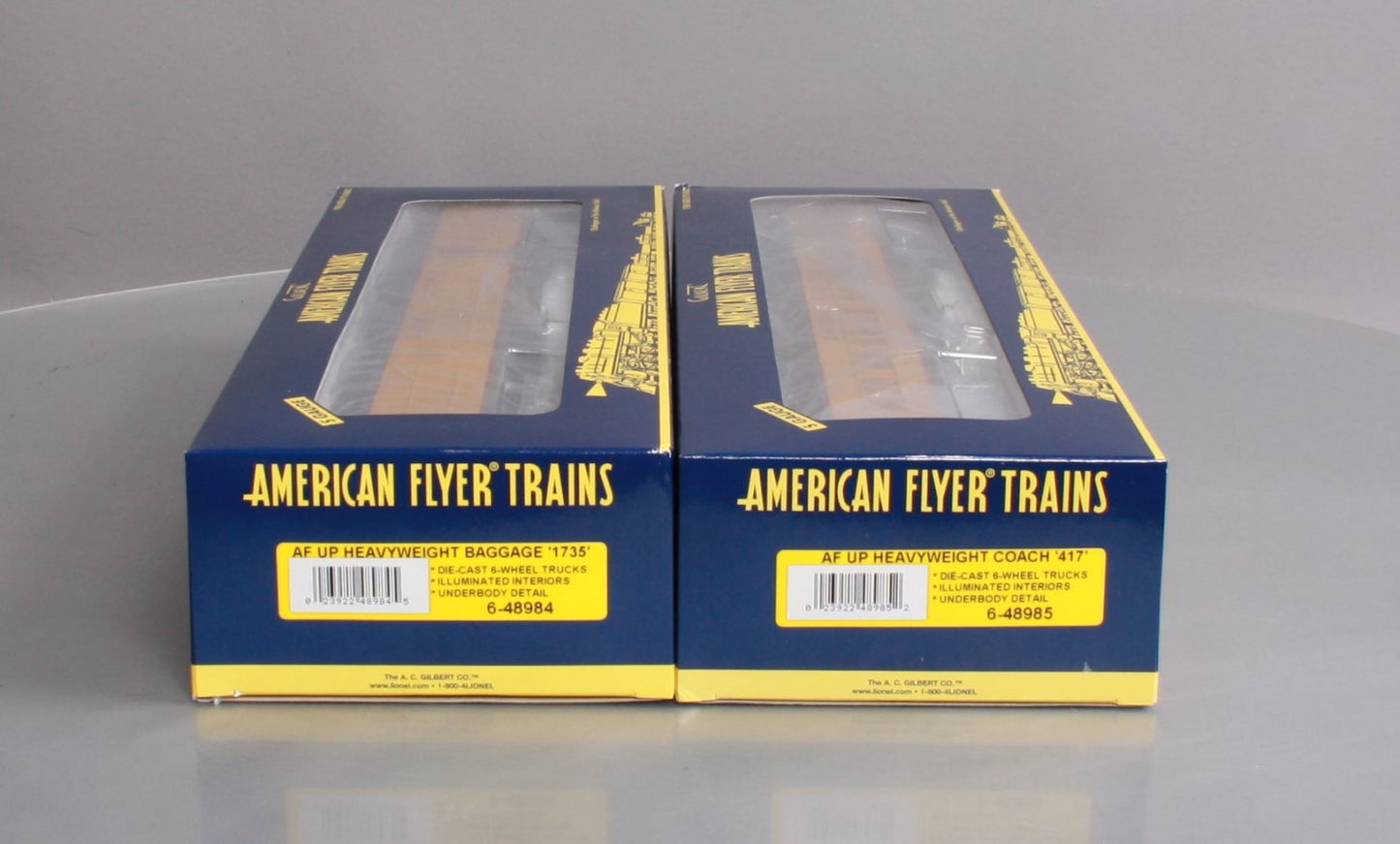 American Flyer 6-48983 S Union Pacific Heavyweight Passenger Cars (Set of 2) LN/Box
