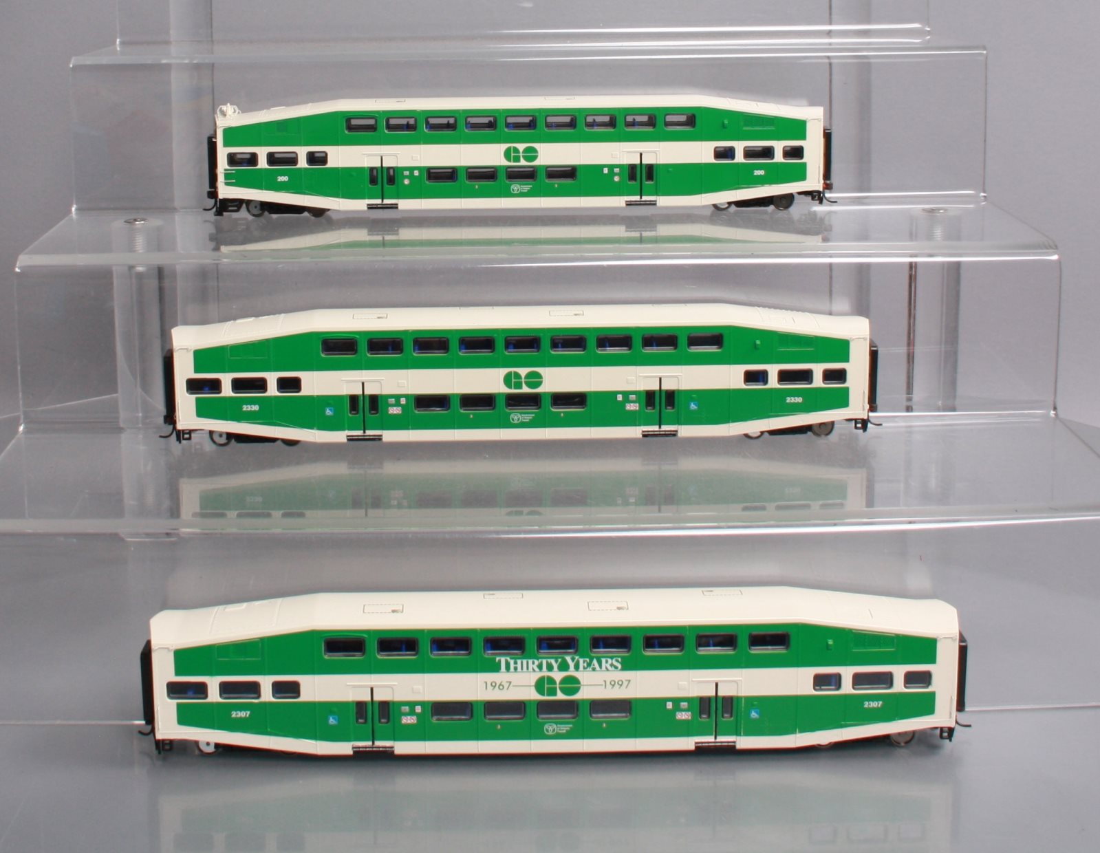 Athearn 2581 HO Scale GO Transit Bombardier Passenger Cars #200 #2307 #2330 LN/Box