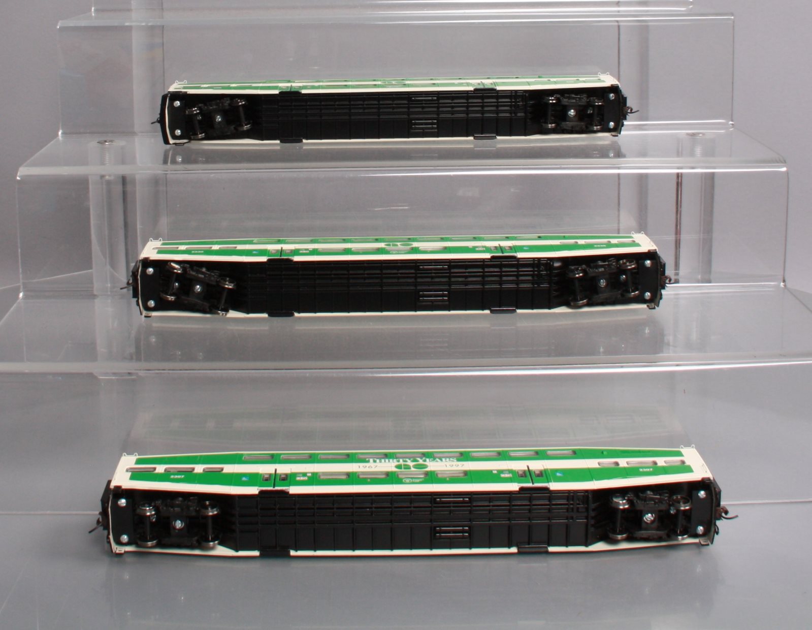 Athearn 2581 HO Scale GO Transit Bombardier Passenger Cars #200 #2307 #2330 LN/Box