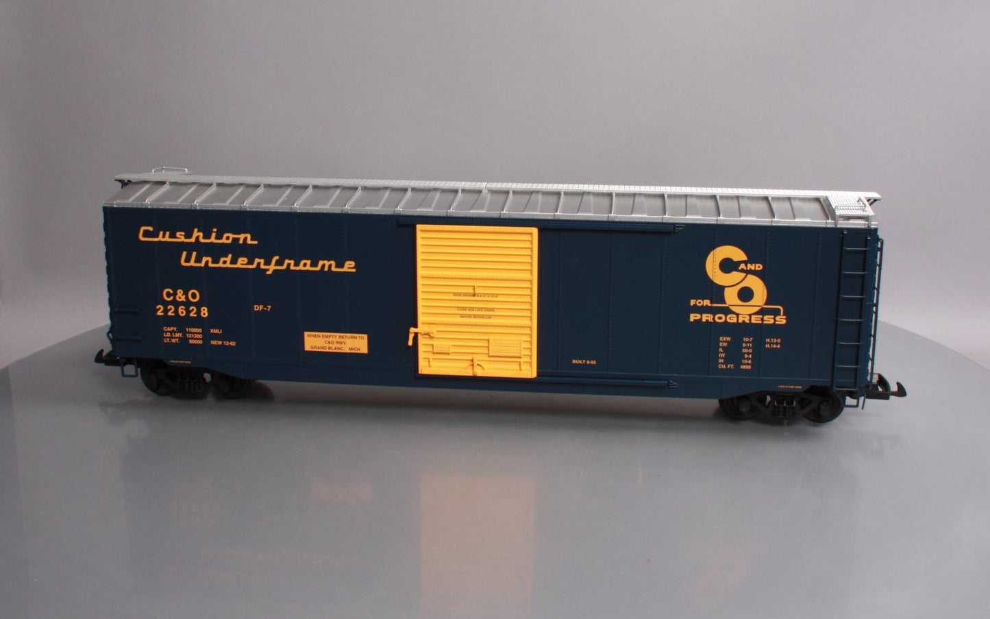 USA Trains 19306A G Chesapeake & Ohio 50' Boxcar