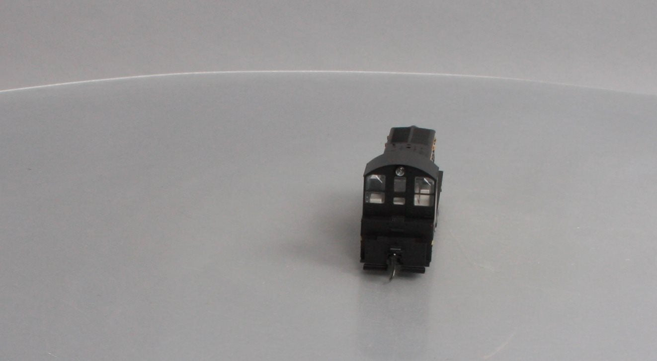 Kato 37-103 Canadian National NW2 Diesel Locomotive #7912 LN/Box