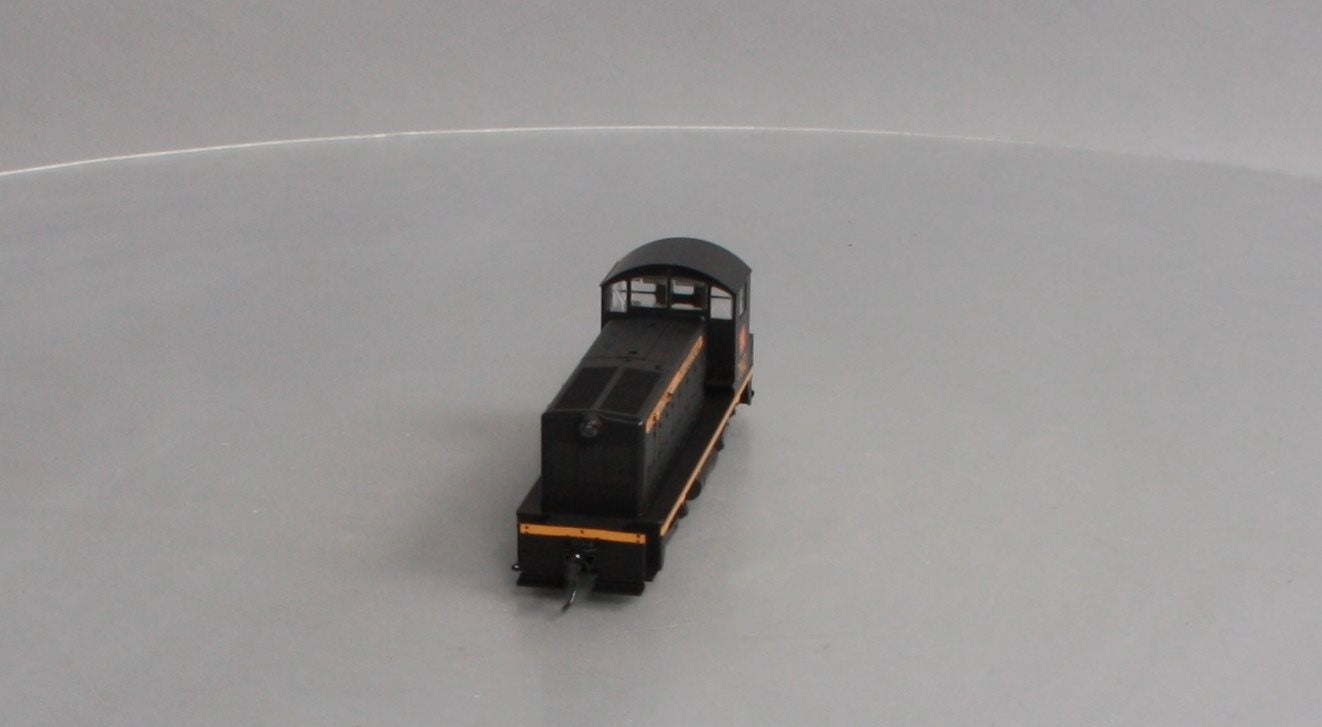 Kato 37-103 Canadian National NW2 Diesel Locomotive #7912 LN/Box