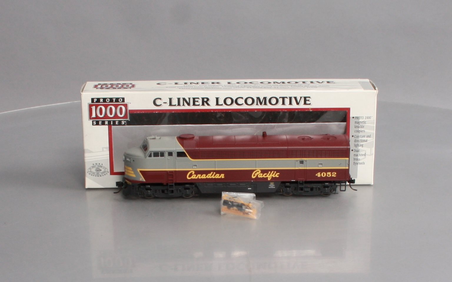 Proto 1000 500014 HO Canadian Pacific C-Liner Diesel Locomotive #4052 LN/Box