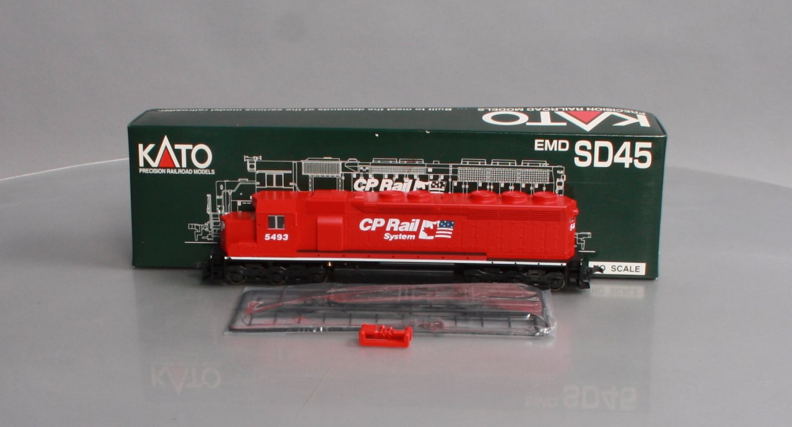 Kato 37-1701 HO gauge EMD SD45 in red Canadian Pacific CP