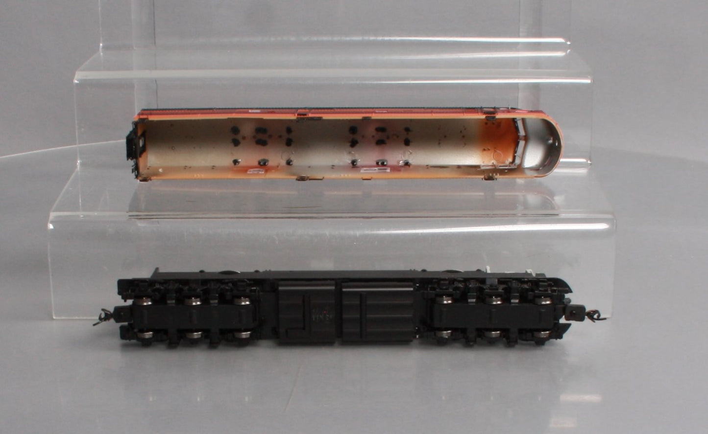 Proto 2000 920-40950 Milwaukee Road E7 A Diesel Locomotive #18-B with DCC/Sound LN/Box