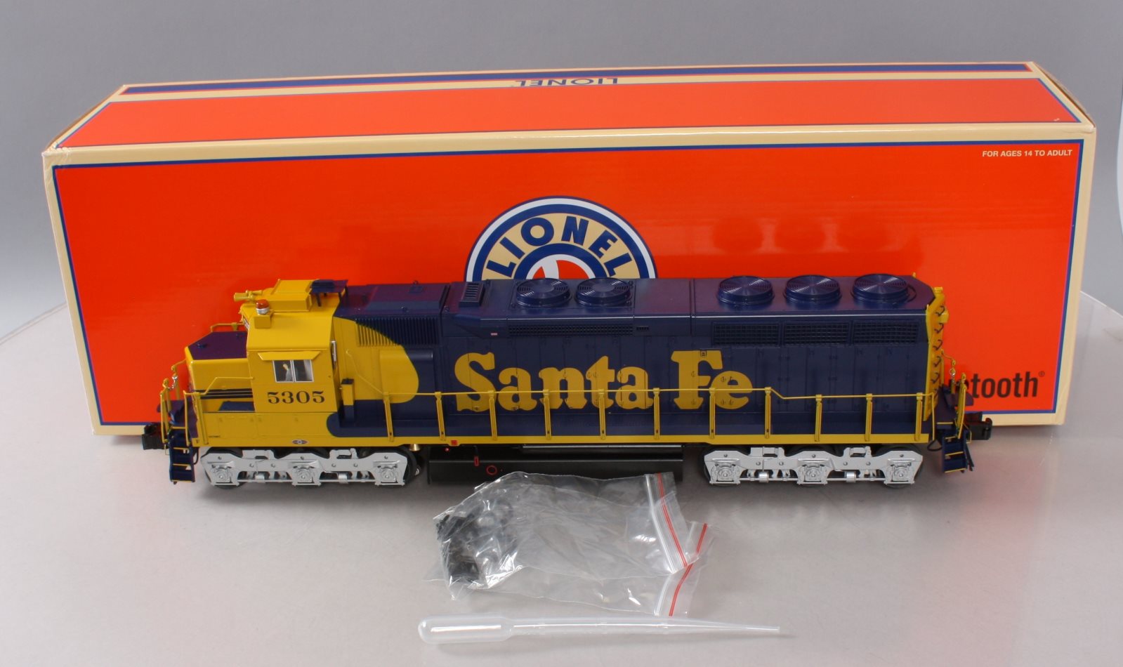 Lionel 6-85028 Santa Fe Legacy SD45 Diesel Locomotive with Bluetooth #5305