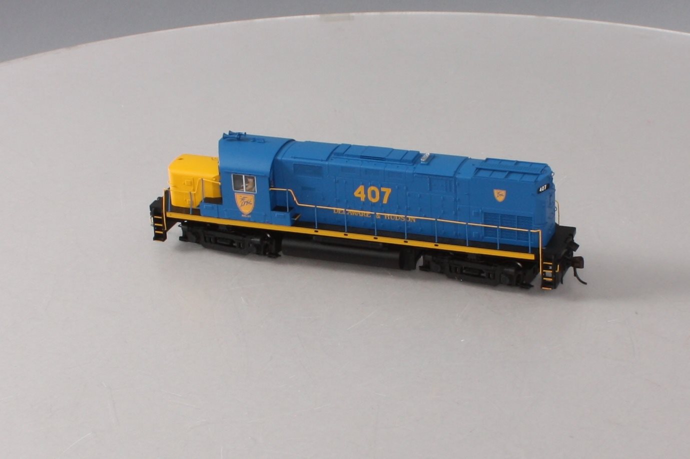 Atlas 10001190 HO Delaware & Hudson C420 Silver Locomotive #407