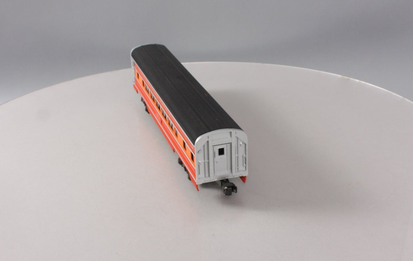 Lionel 6-9592 O Gauge Southern Pacific Daylight Aluminum Passenger Car LN/Box