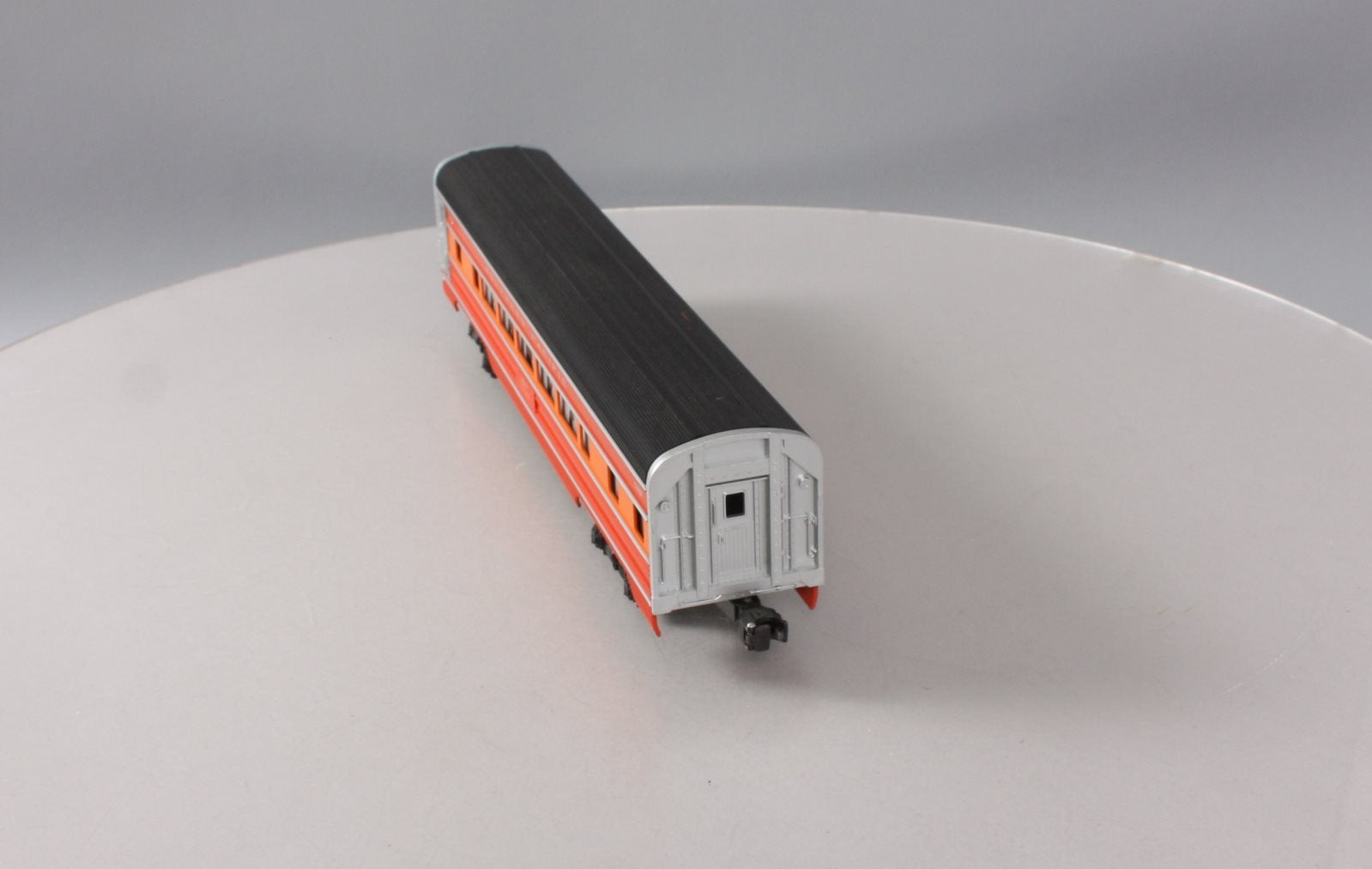 Lionel 6-9592 O Gauge Southern Pacific Daylight Aluminum Passenger Car LN/Box