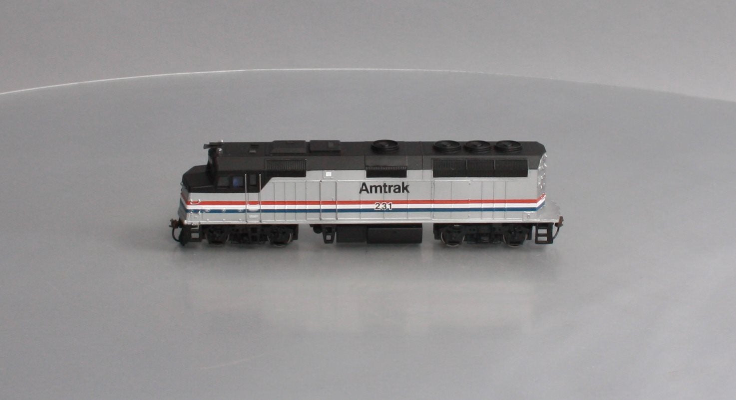 Spectrum 87013 HO Amtrak Phase III EMD F40PH Diesel Locomotive #231 LN/Box
