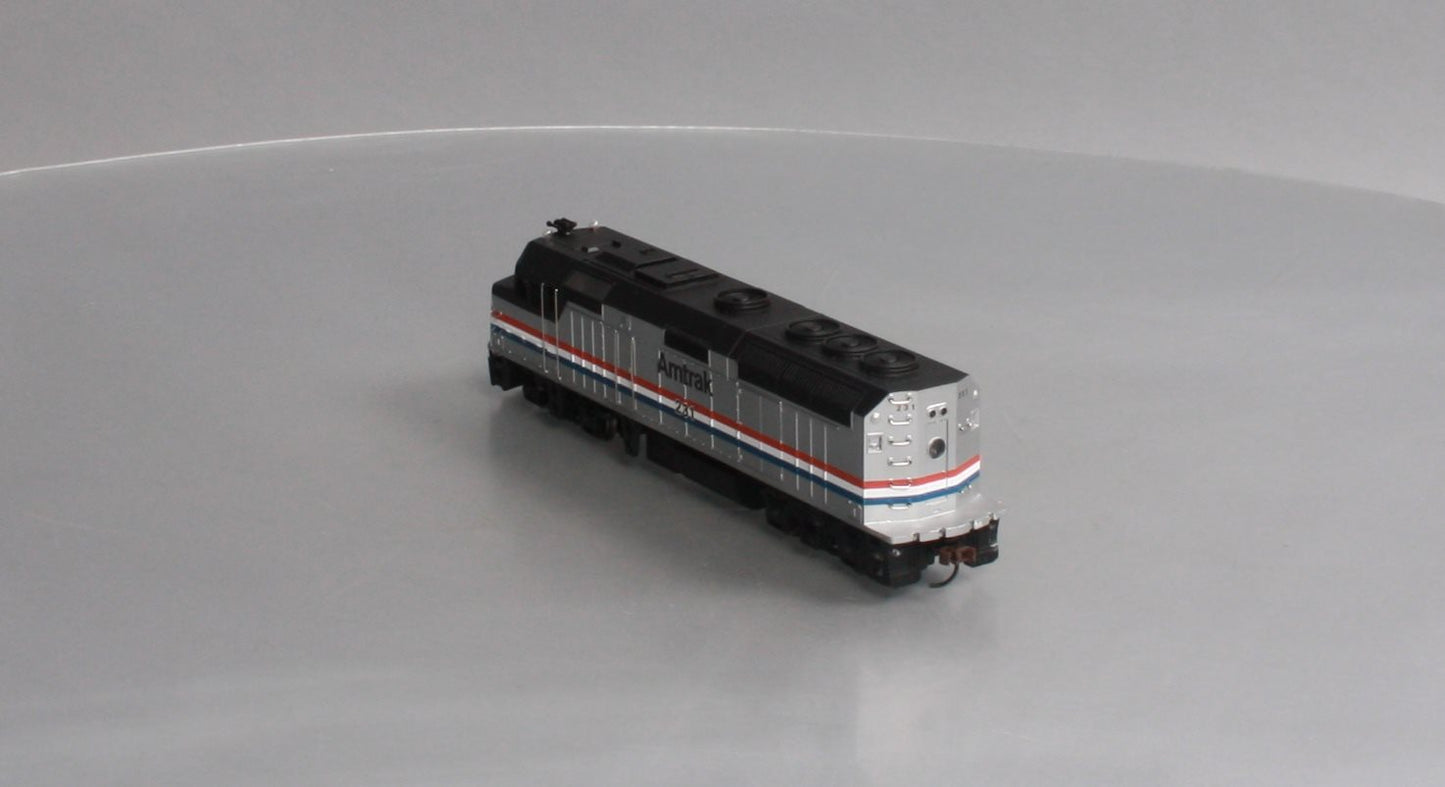 Spectrum 87013 HO Amtrak Phase III EMD F40PH Diesel Locomotive #231 LN/Box