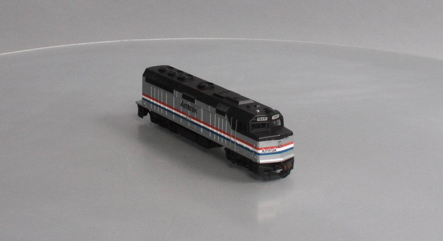 Spectrum 87013 HO Amtrak Phase III EMD F40PH Diesel Locomotive #231 LN/Box