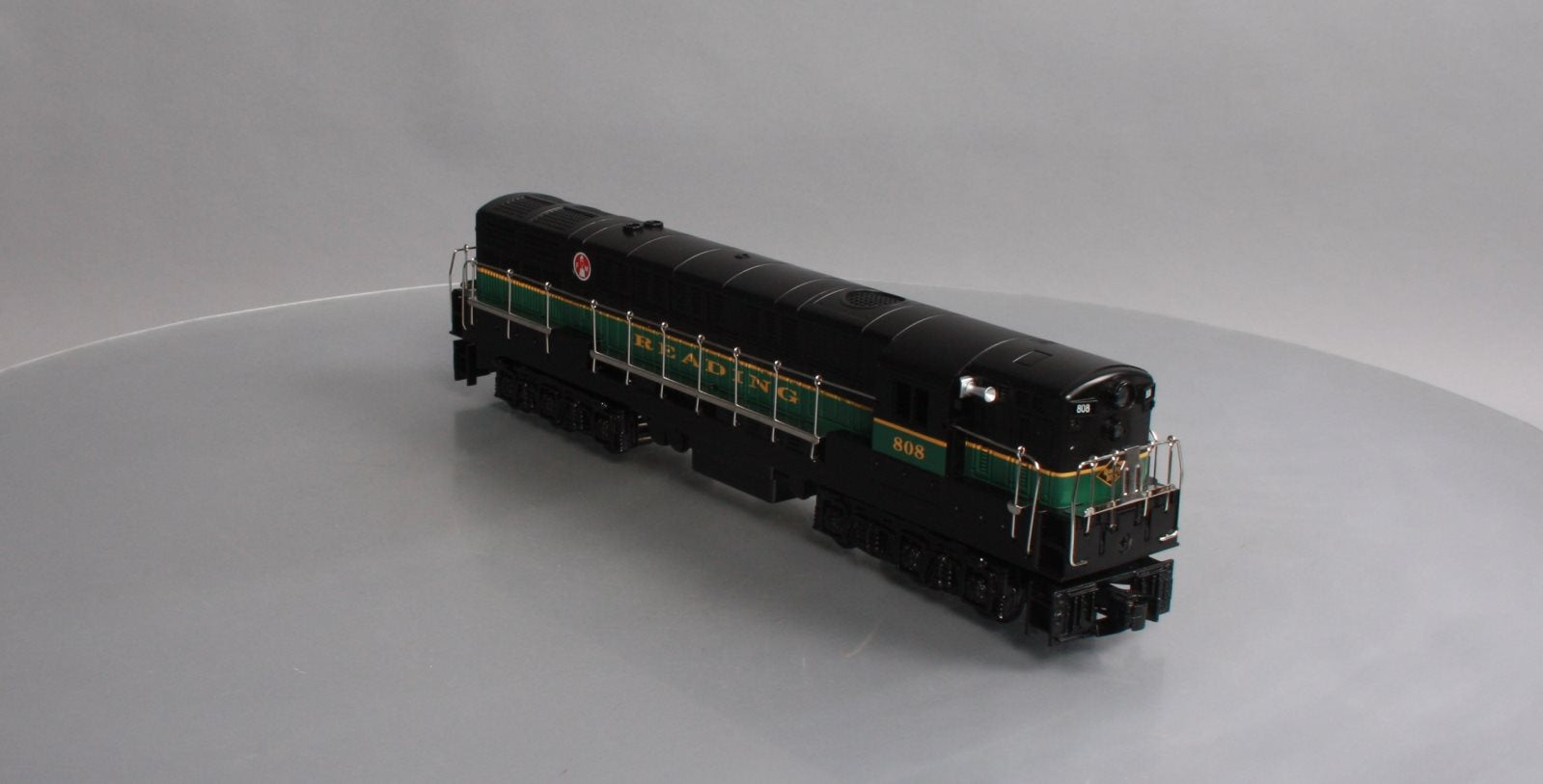Williams 21107 O Gauge Reading FM Trainmaster Diesel Locomotive #808