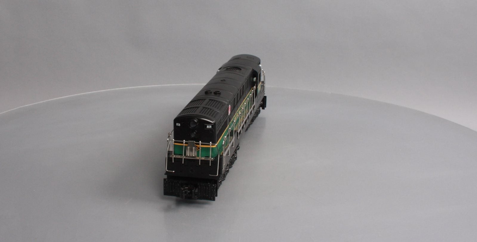 Williams 21107 O Gauge Reading FM Trainmaster Diesel Locomotive #808
