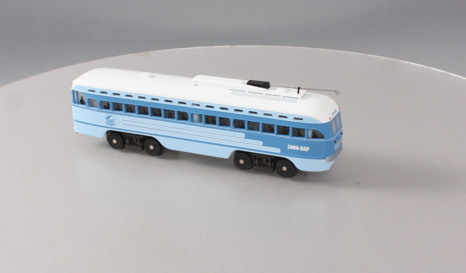 MTH 20-80002H O Gauge PCC Electric Street Car w/PS1 #2000-DAP NIB