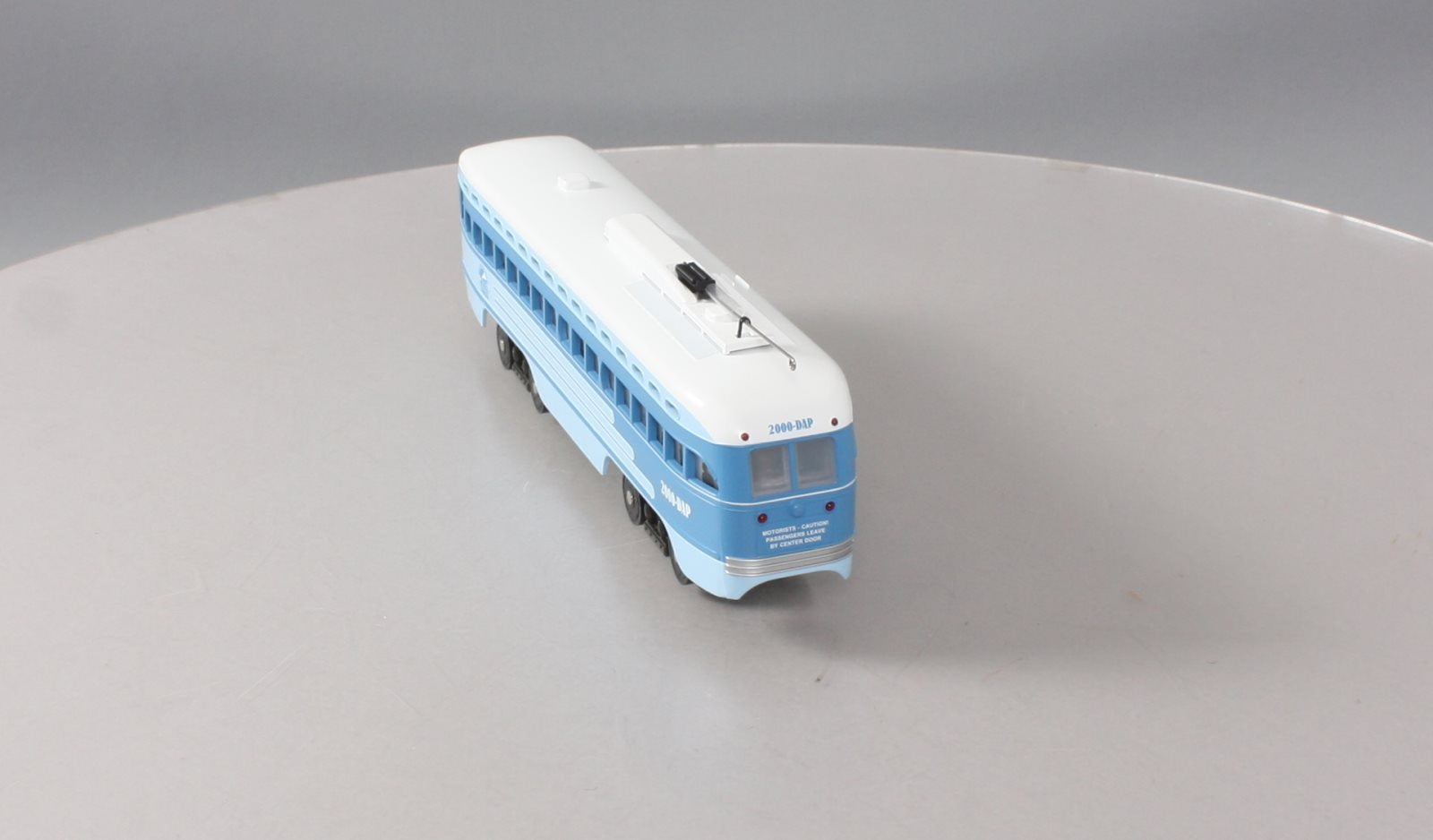 MTH 20-80002H O Gauge PCC Electric Street Car w/PS1 #2000-DAP NIB