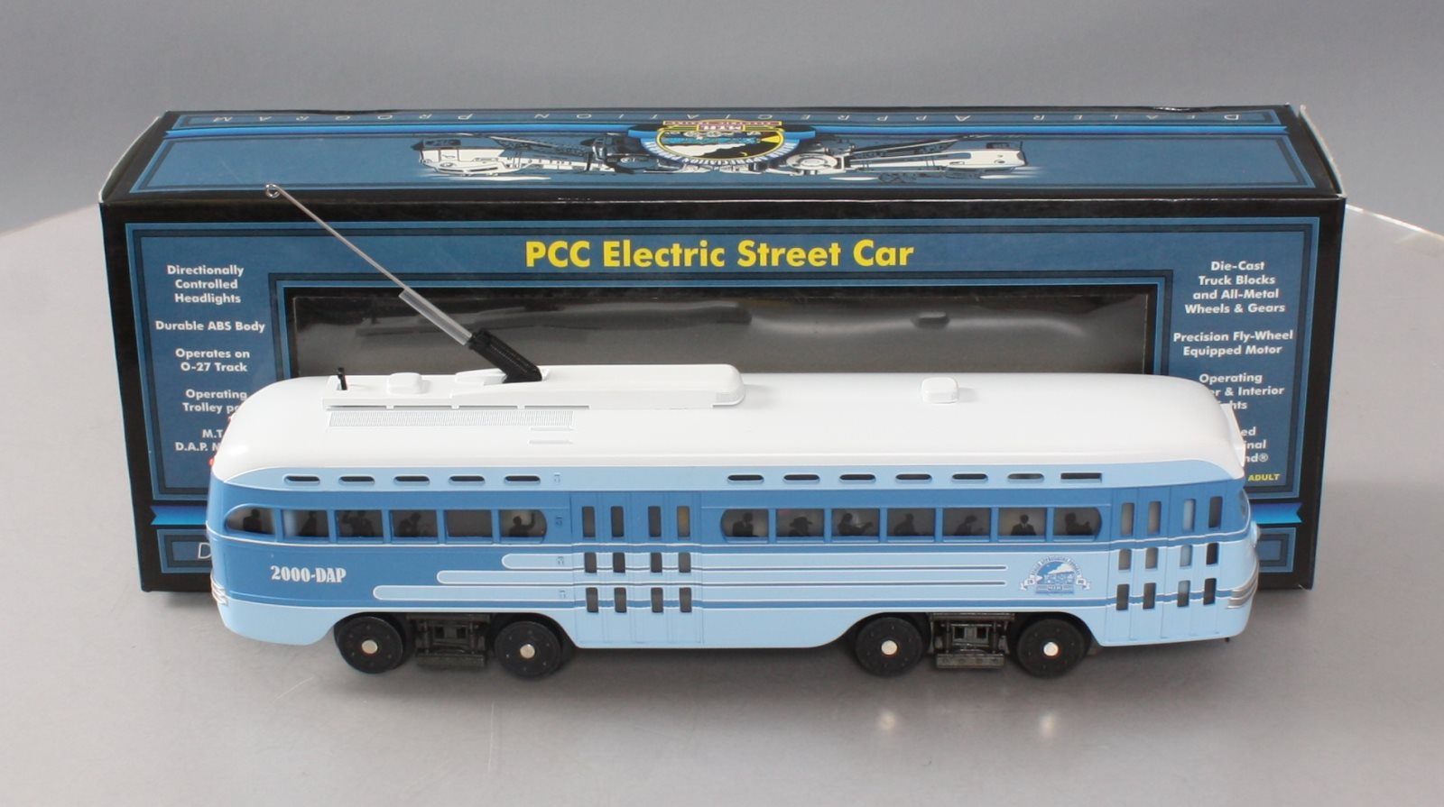 MTH 20-80002H O Gauge PCC Electric Street Car w/PS1 #2000-DAP NIB
