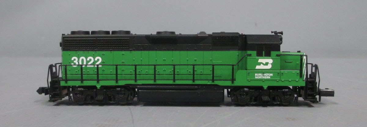 Atlas 48502 N Burlington Northern GP-40 Diesel Locomotive #3022 LN/Box