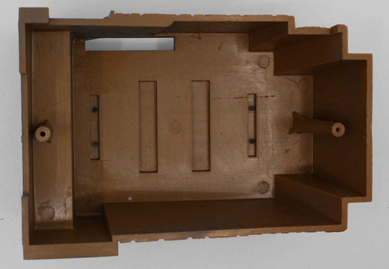 Lionel 2317-61X Drawbridge Tilt Bridge Pivot Base/Track Shell Only