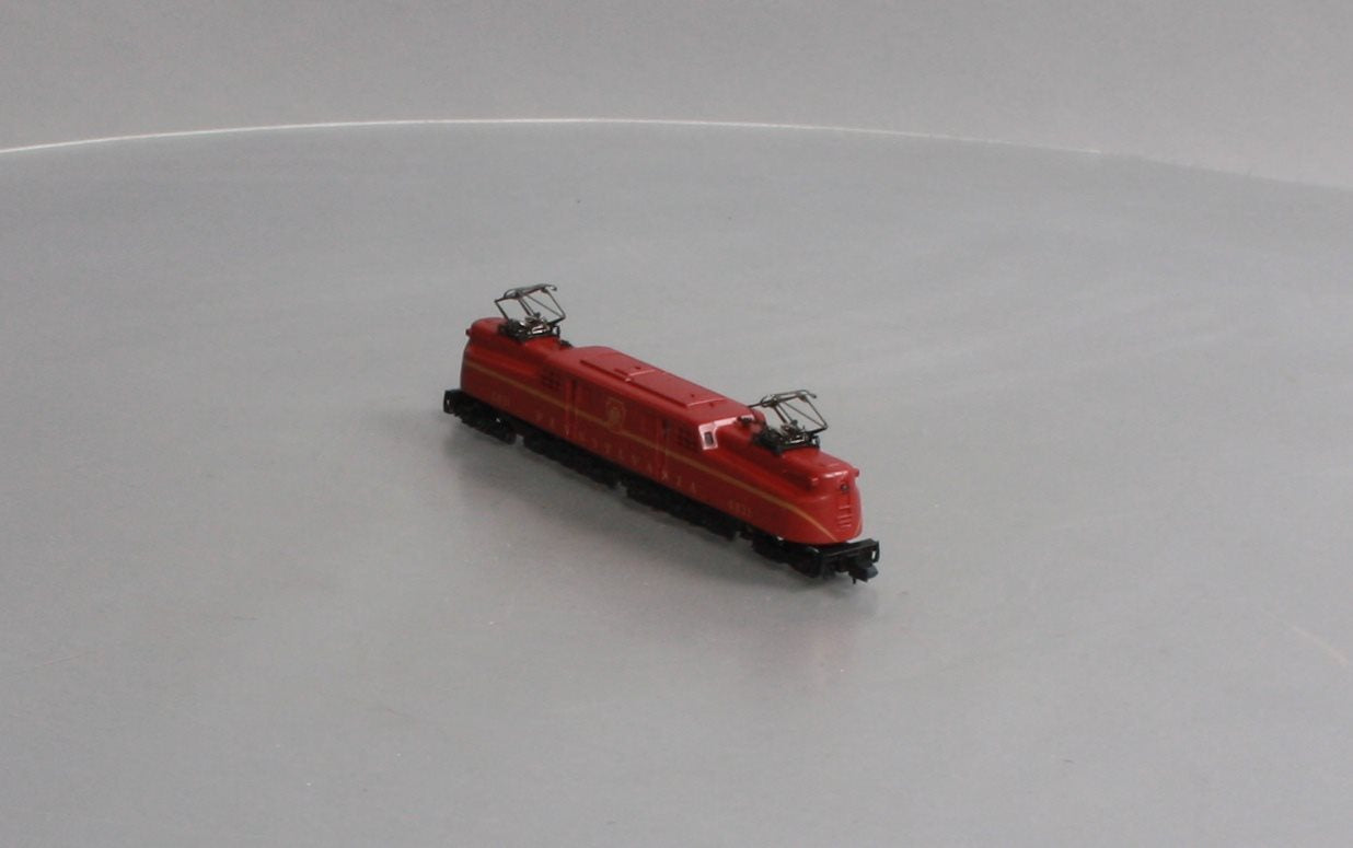Arnold 5106 N Pennsylvania Tuscan 5-Stripe Electric Locomotive #4831 LN/Box