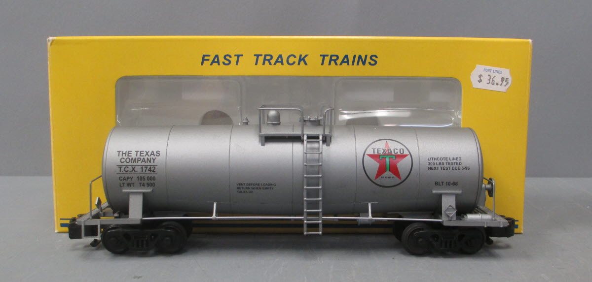 American Models 519-42 S Scale (Hi-Rail) Texaco Tank Car LN/Box