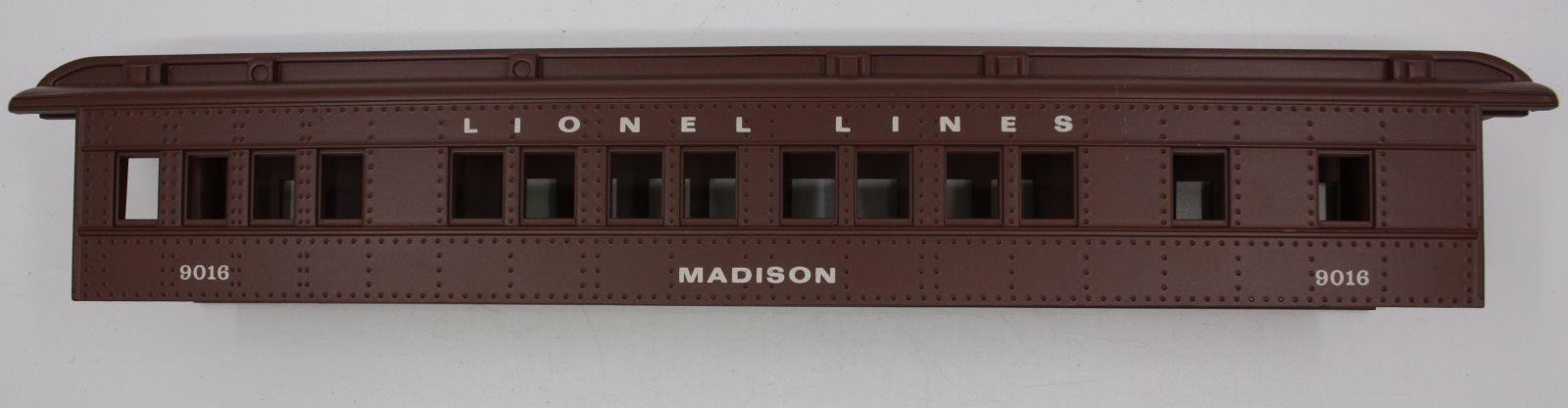 Lionel 9016-X Madison Passenger Coach Body Shell