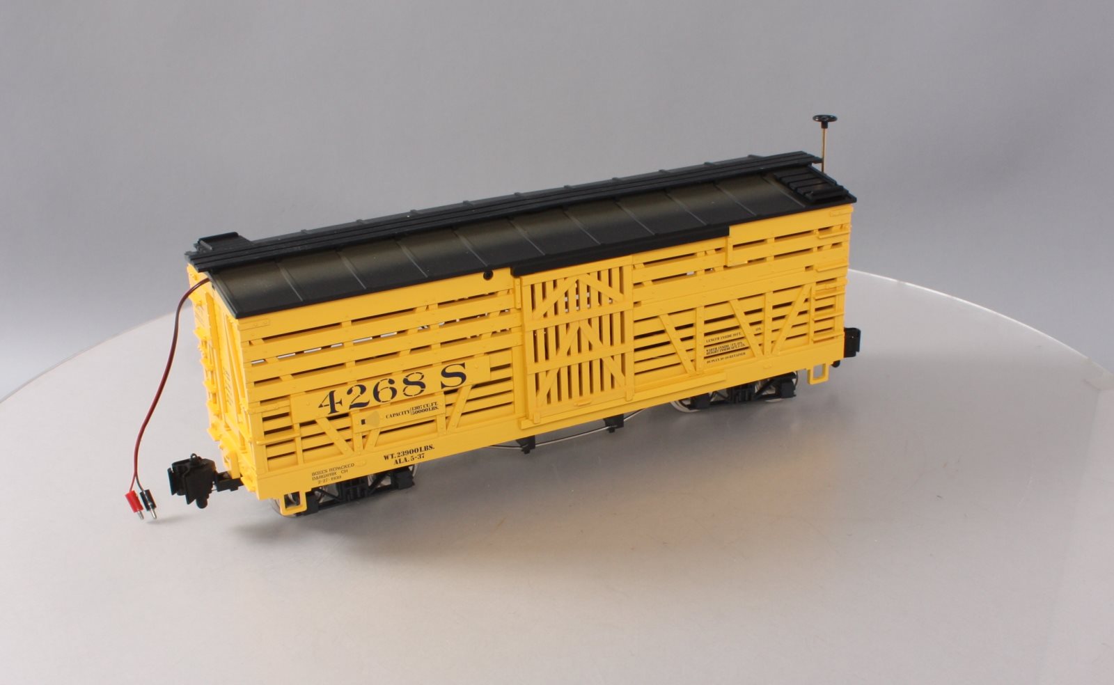 LGB 42682 G Scale D&RGW Stock Car w/Cattle Sound (Metal Wheels) LN/Box