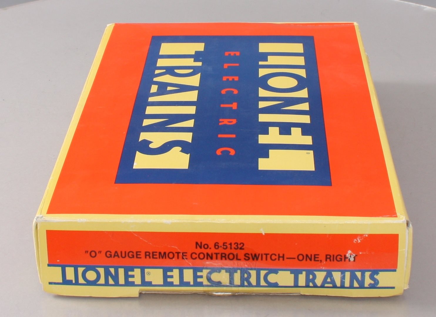 Lionel 6-5132 O Right Hand Remote Control Switch Turnout LN/Box