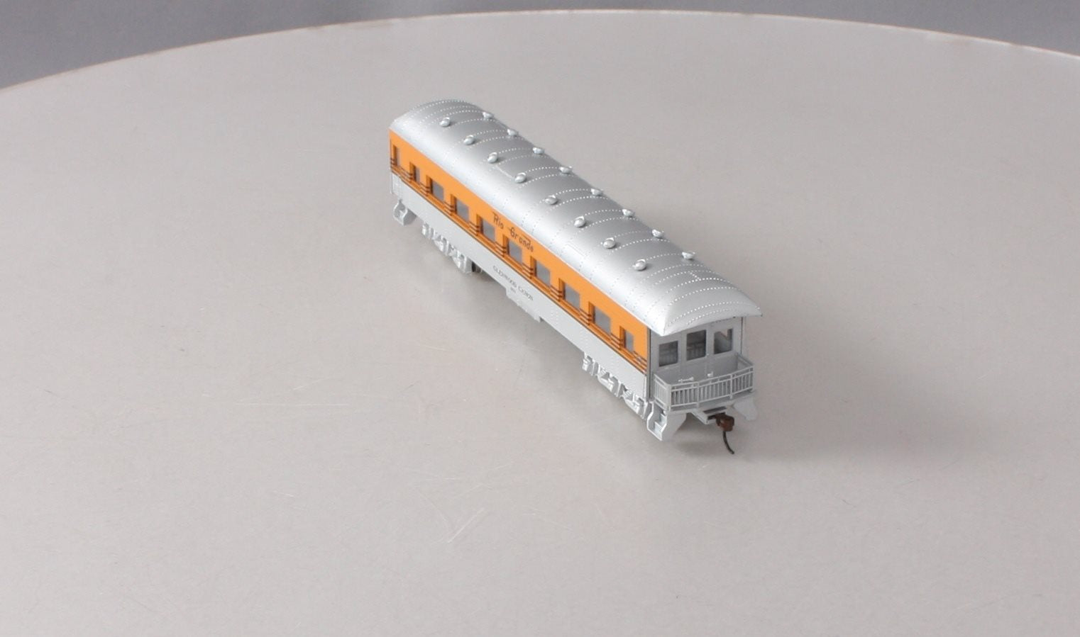 Roundhouse 86633 HO Scale Rio Grande Arch-Roof Observation Car LN/Box