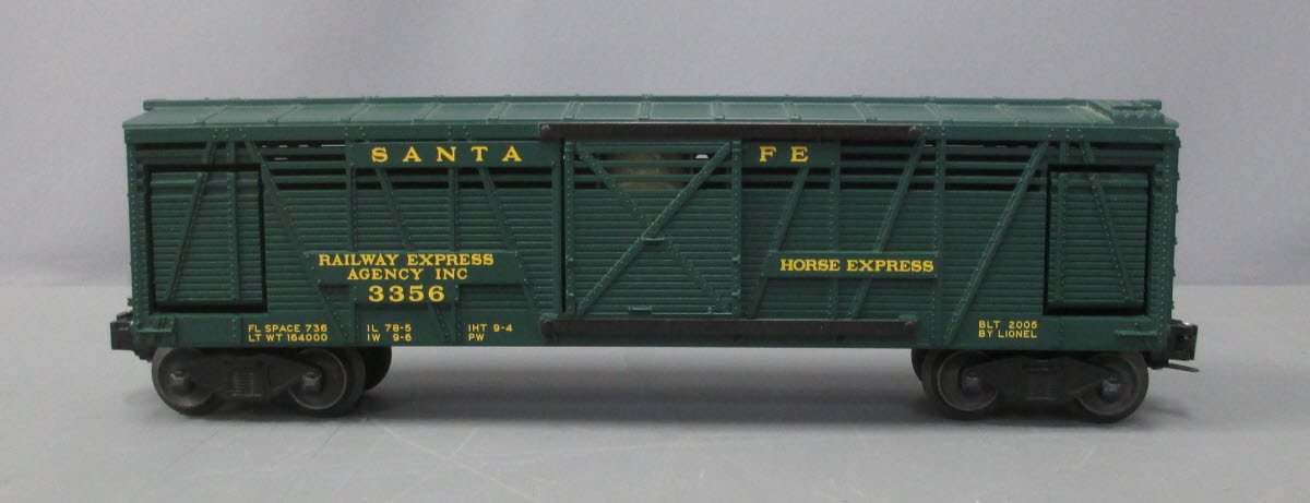 Lionel 6-29820 O Modern Santa Fe Horse Car and Corral #3356 LN