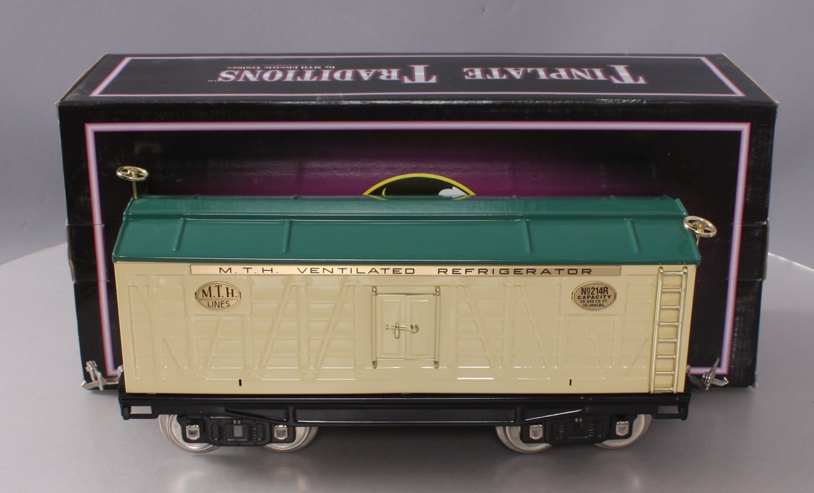 MTH 10-205 Std. Gauge 214R Ivory & Peacock Refrigerator Car with Brass Trim