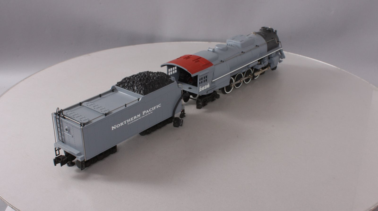 Lionel 6-18016 O Gauge Northern Pacific 4-8-4 Steam Locomotive & Tender #2626 MT/Box